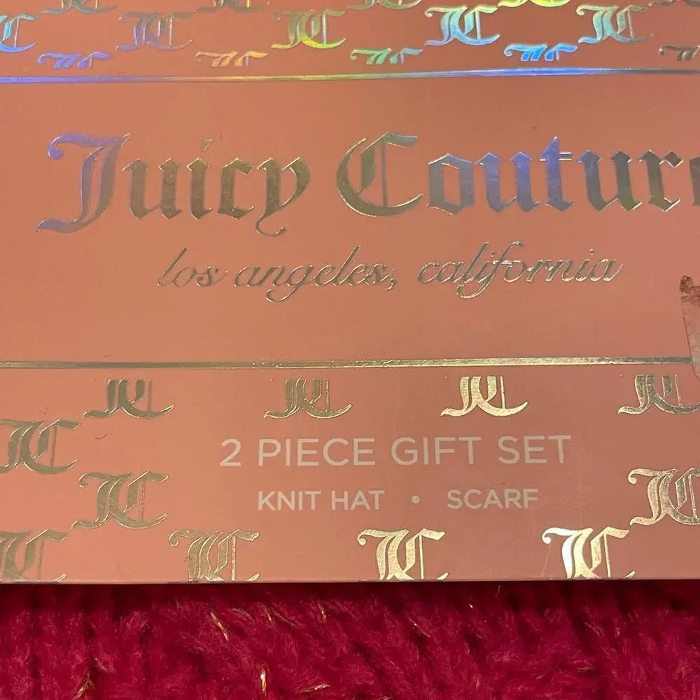 Juicy Couture Lined Cable Knit Hat & Scarf Set | Pink Monogram Gift Set New Gift